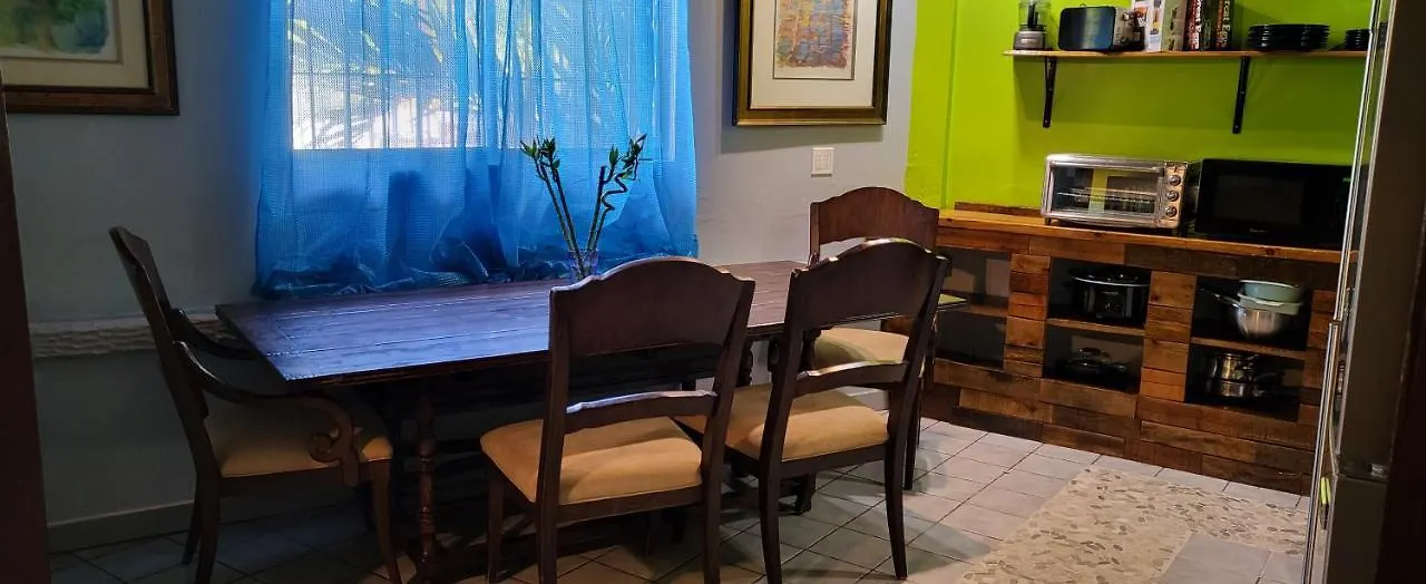Nazareth Tillett Gardens Guest House & Hostel