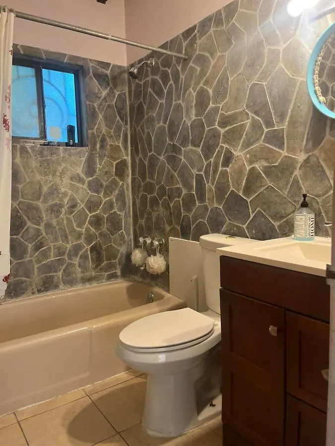 Nazareth Tillett Gardens Guest House & Hostel