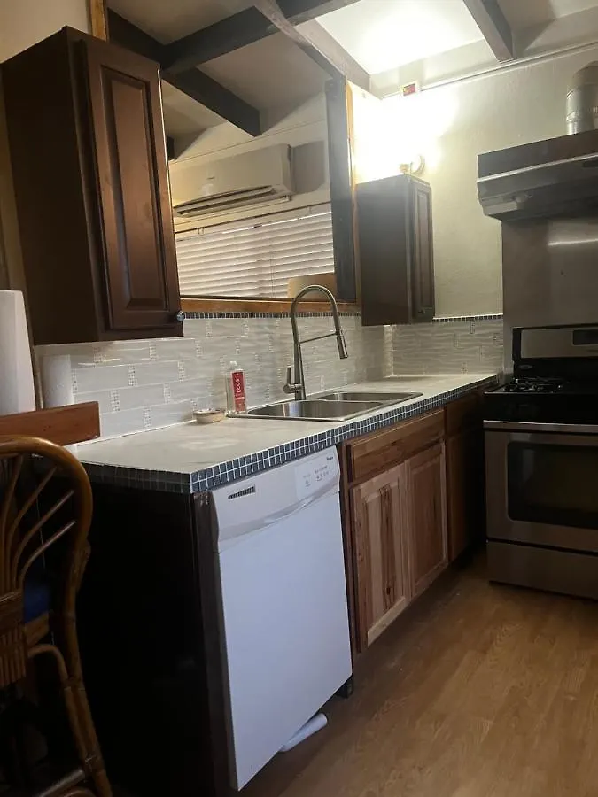Nazareth Tillett Gardens Guest House & Hostel