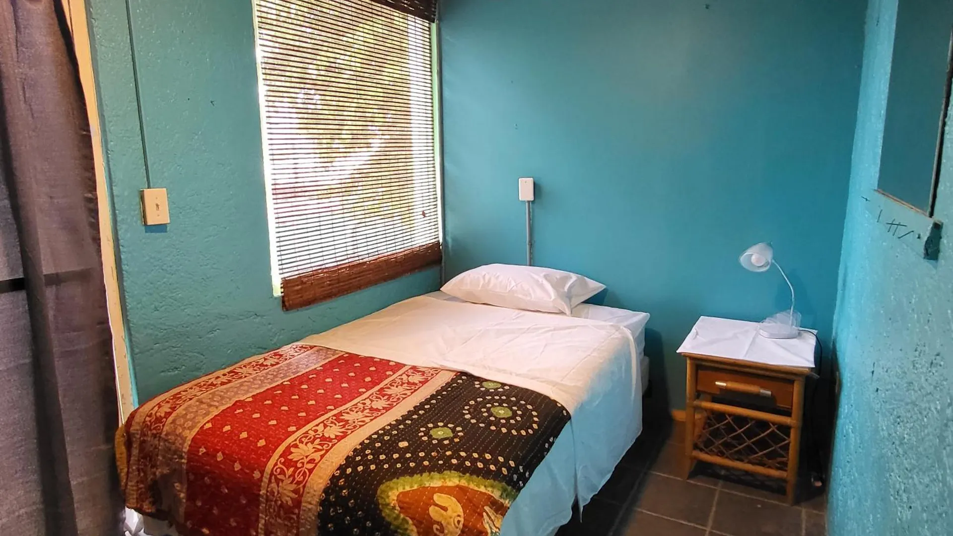 Nazareth Tillett Gardens Guest House & Hostel 0*,  איי הבתולה של ארצות הברית