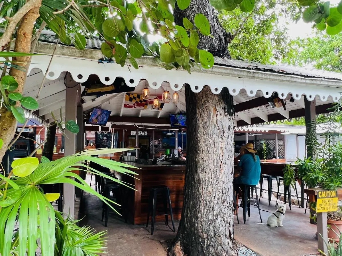 Tillett Gardens Guest House & Hostel Nazareth
